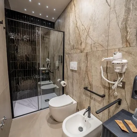 Agora Luxury Experience 4*