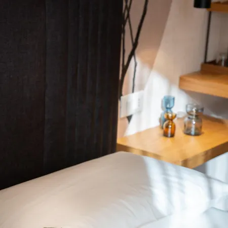 Agora Luxury Experience Bed & Breakfast 4*