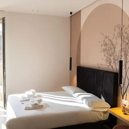 Agora Luxury Experience Bed and Breakfast 4*